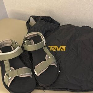 Teva Hydratrek sandal